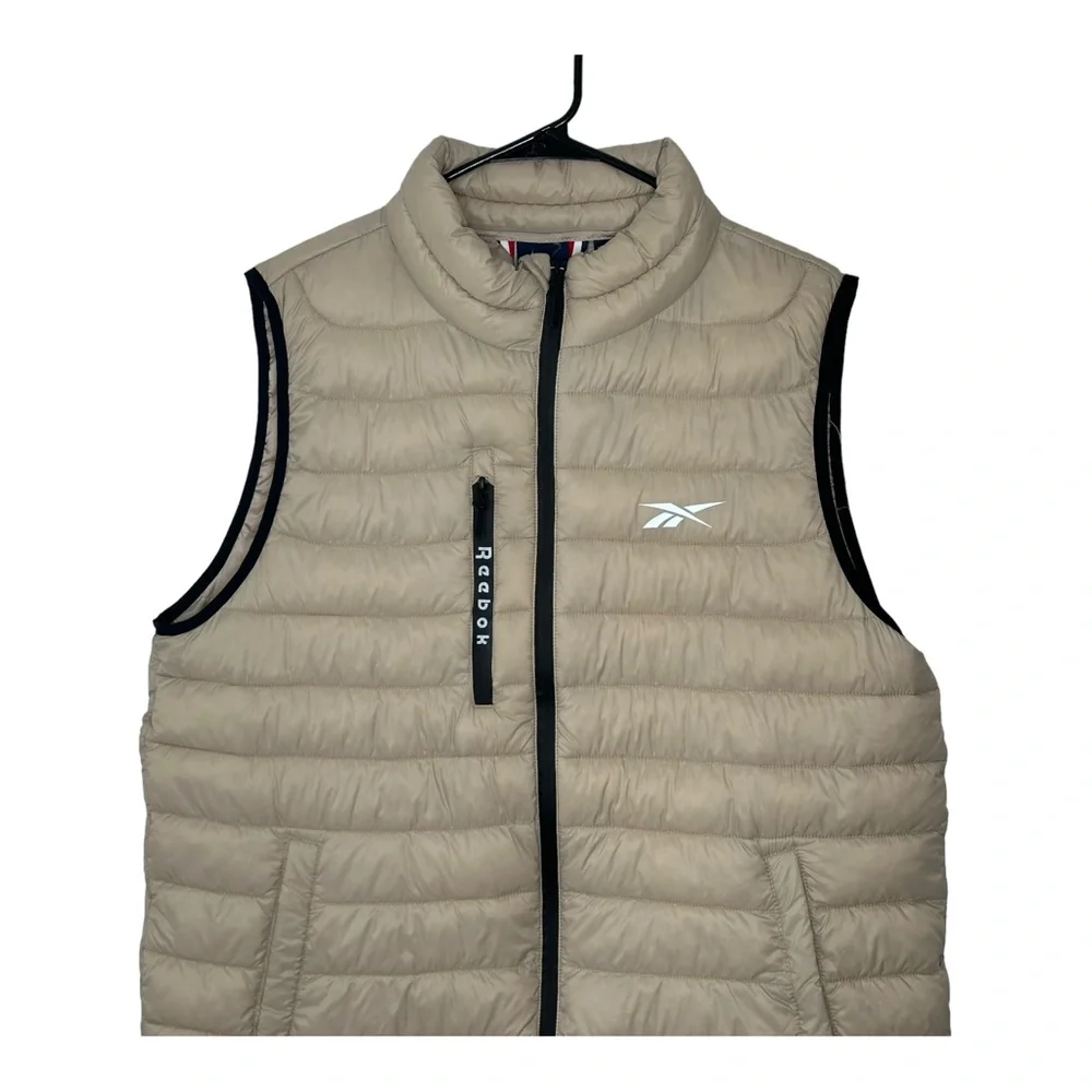 $125 NWT Reebok Light Arctic Blue‎ Glacier Shield Puffer Vest - Men's X-Large